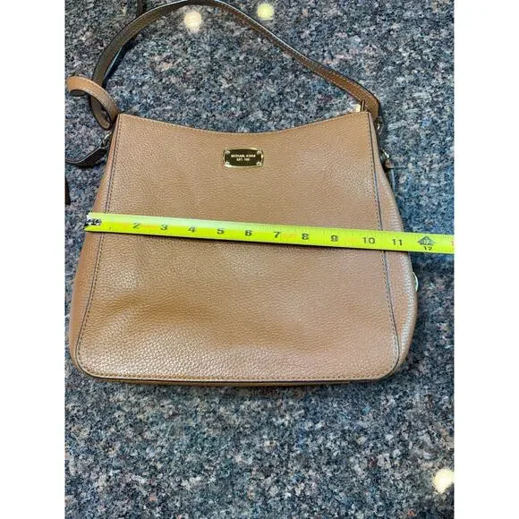 Michael Kors Jet Set Travel Camel Saffiano Leather Crossbody - Picture 8 of 15